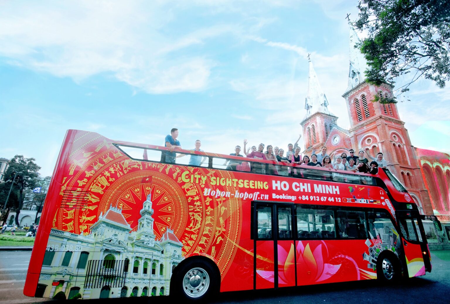 xe bus du lịch