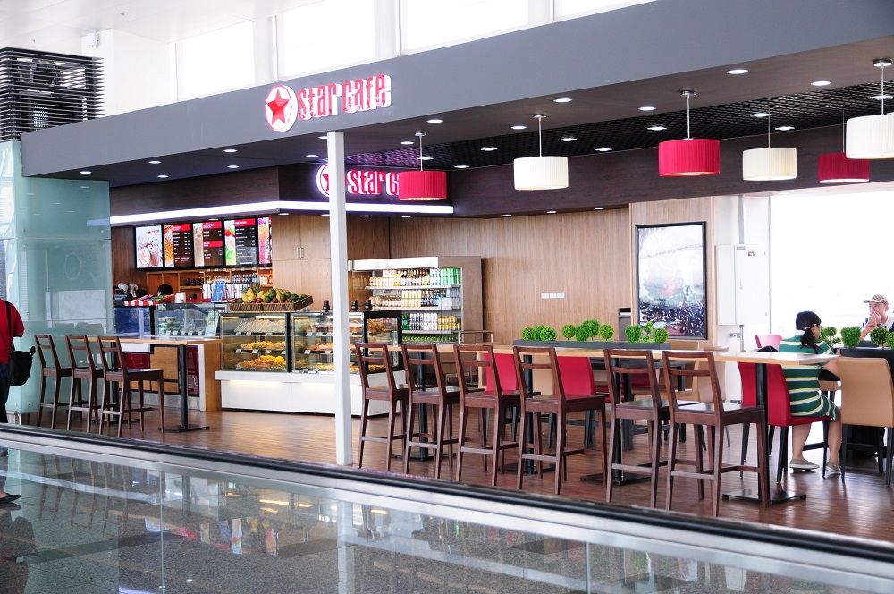 Đồ ăn ở sân bay Nội Bài có món gì ngon?