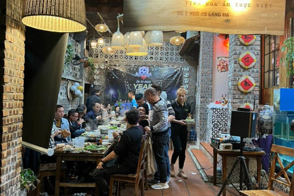 Khám Phá Đệ Nhất Quán: Tinh Hoa Ẩm Thực Việt Tại Ngõ 20 Láng Hạ, Đống Đa, Hà Nội (denhatquan.vn)