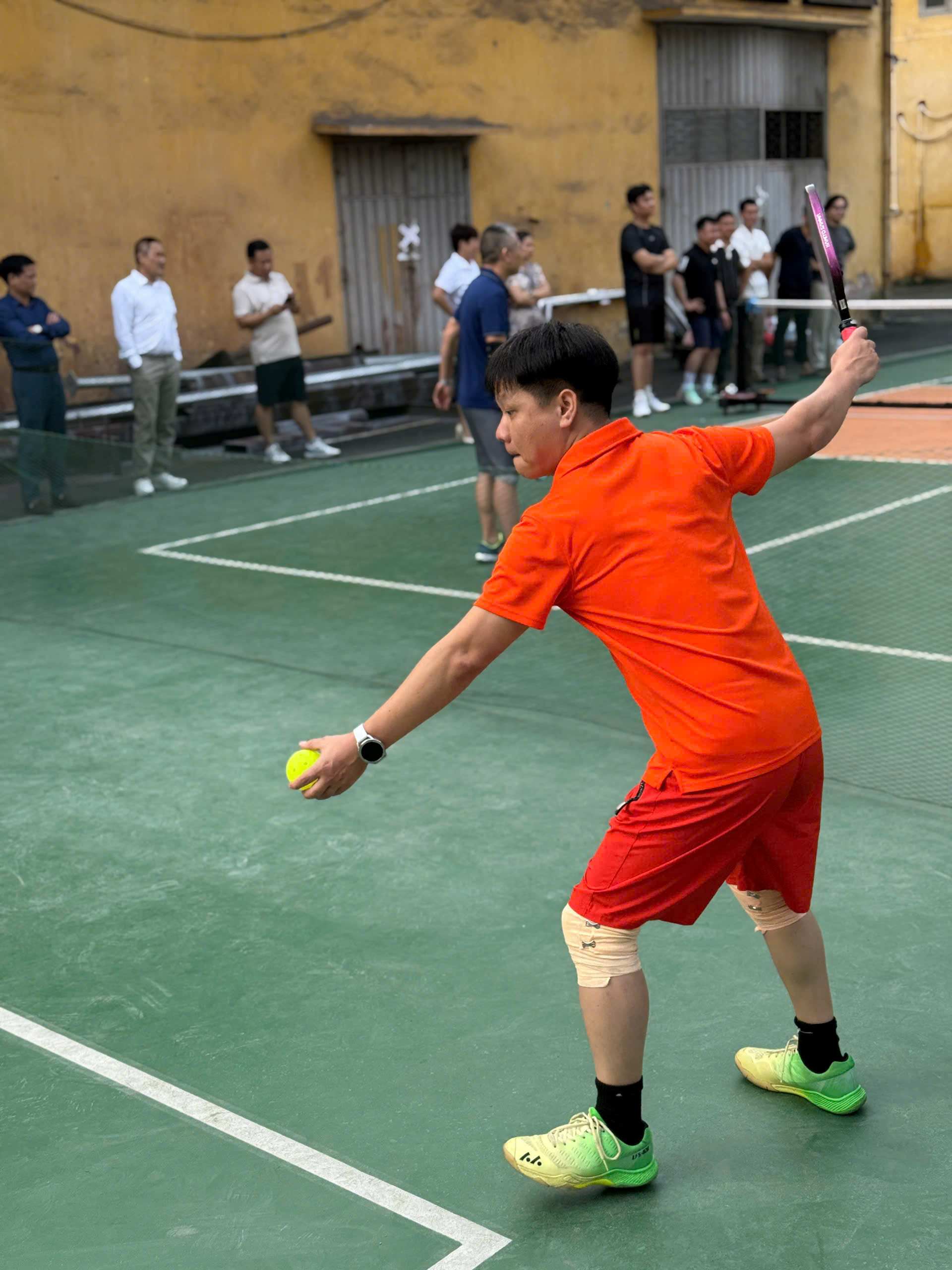 CLB PickGO pickleball sáng thứ 2 4 6 môi trường làm việc GOCheap