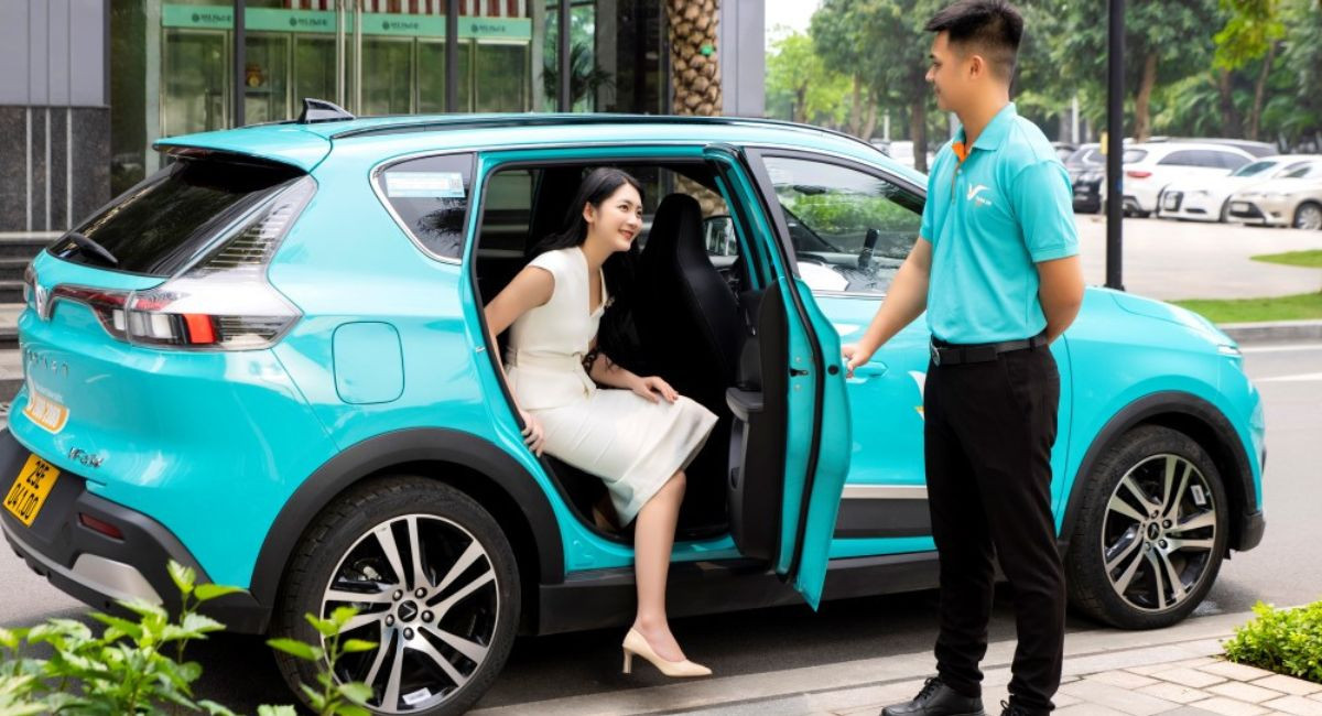 Taxi điện: bước tiến mới hướng tới phát triển xanh và bền vững