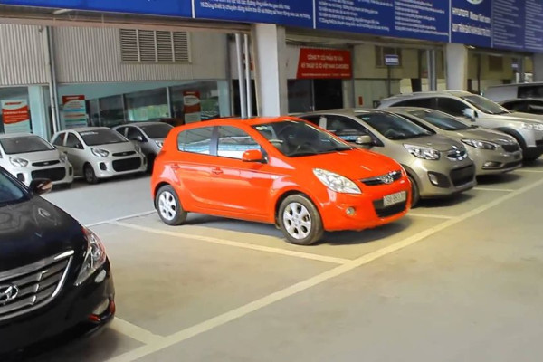 Tăng cường phạt "nguội", mua ôtô phải có tài khoản bank