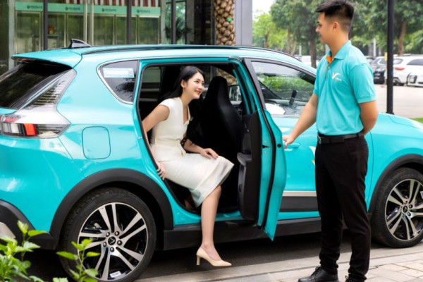Taxi điện: bước tiến mới hướng tới phát triển xanh và bền vững