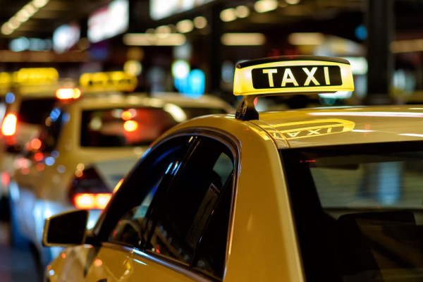 Taxi đáng tin cậy: các hãng và khu vực hoạt động