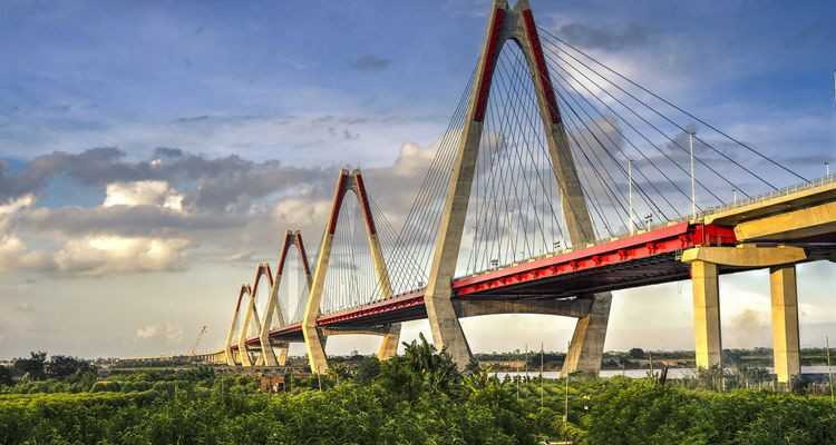 Khám phá Cầu Nhật Tân – Cầu thép dây văng lớn nhất Việt Nam