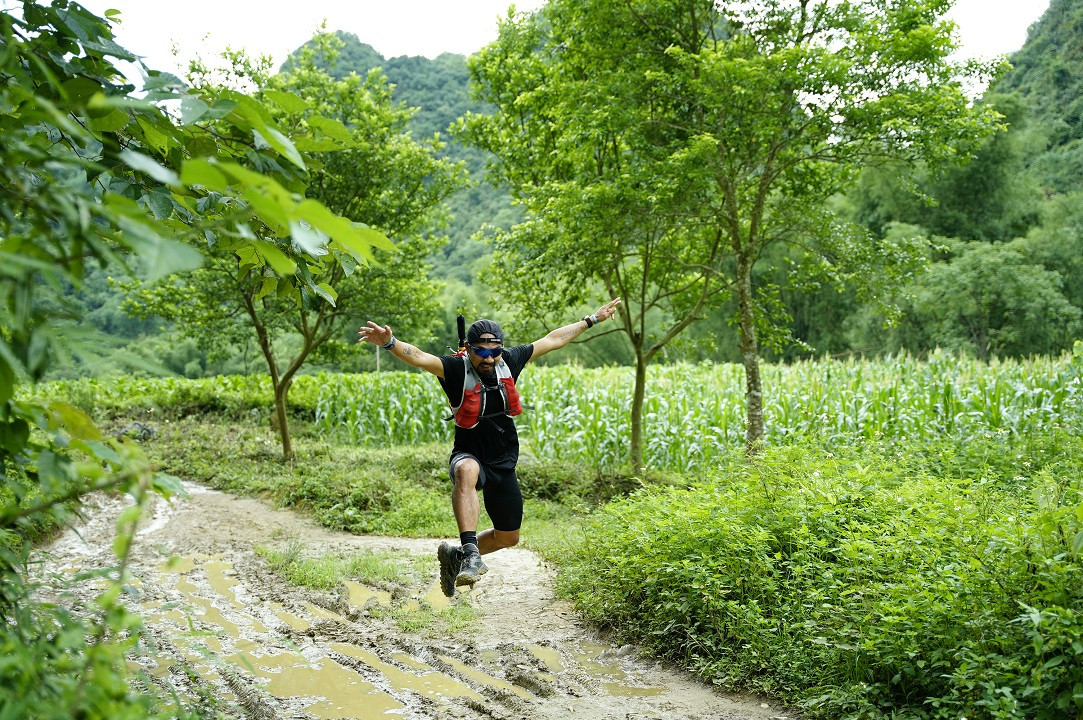 Tình anh em trong cộng đồng runner ultra trail