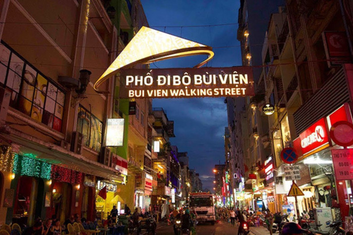Trải nghiệm hoạt động vui chơi về đêm tại Hà Nội và HCM