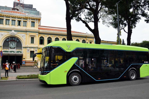 Giao thông văn minh: trải nghiệm đi xe bus ở Hồ Chí Minh
