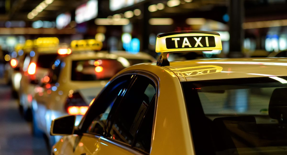 Taxi đáng tin cậy: các hãng và khu vực hoạt động